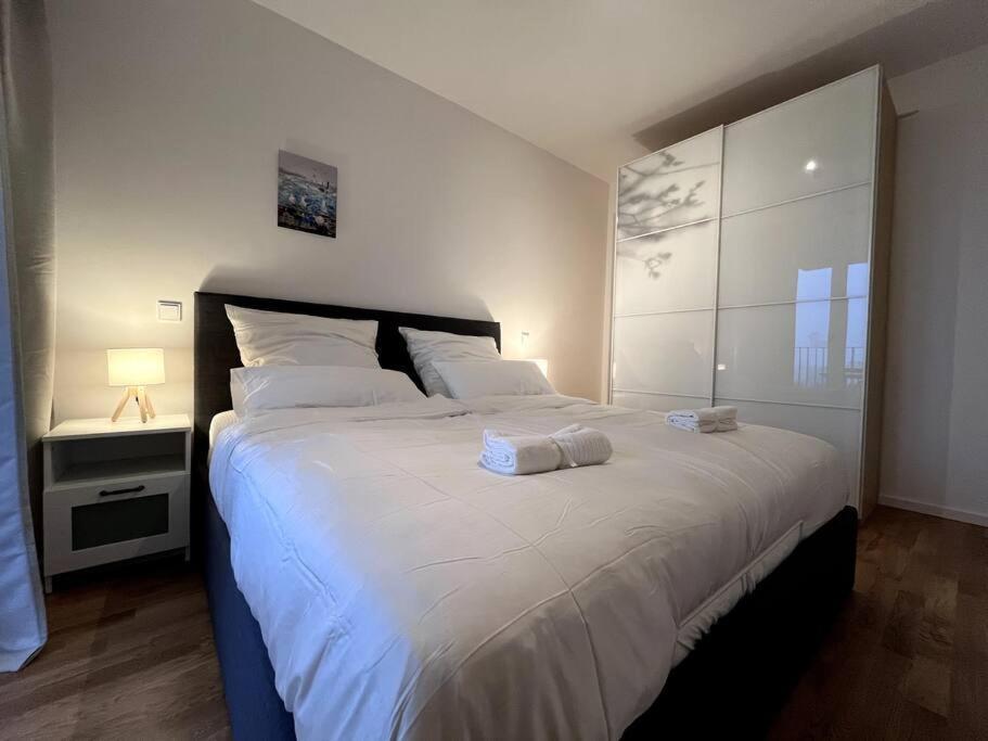 Modern Studio Near Airport Schoenefeld Exterior photo